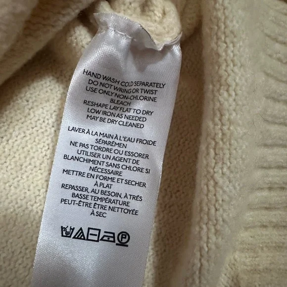 NWT Urban outfitters cream cardigan - Picture 7 of 8